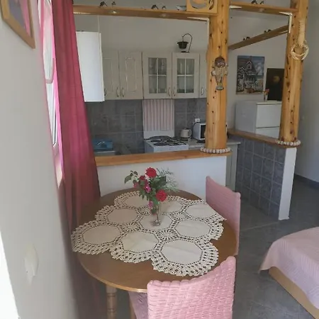 Apartment Stipe Buljevic 2 Lokva Rogoznica